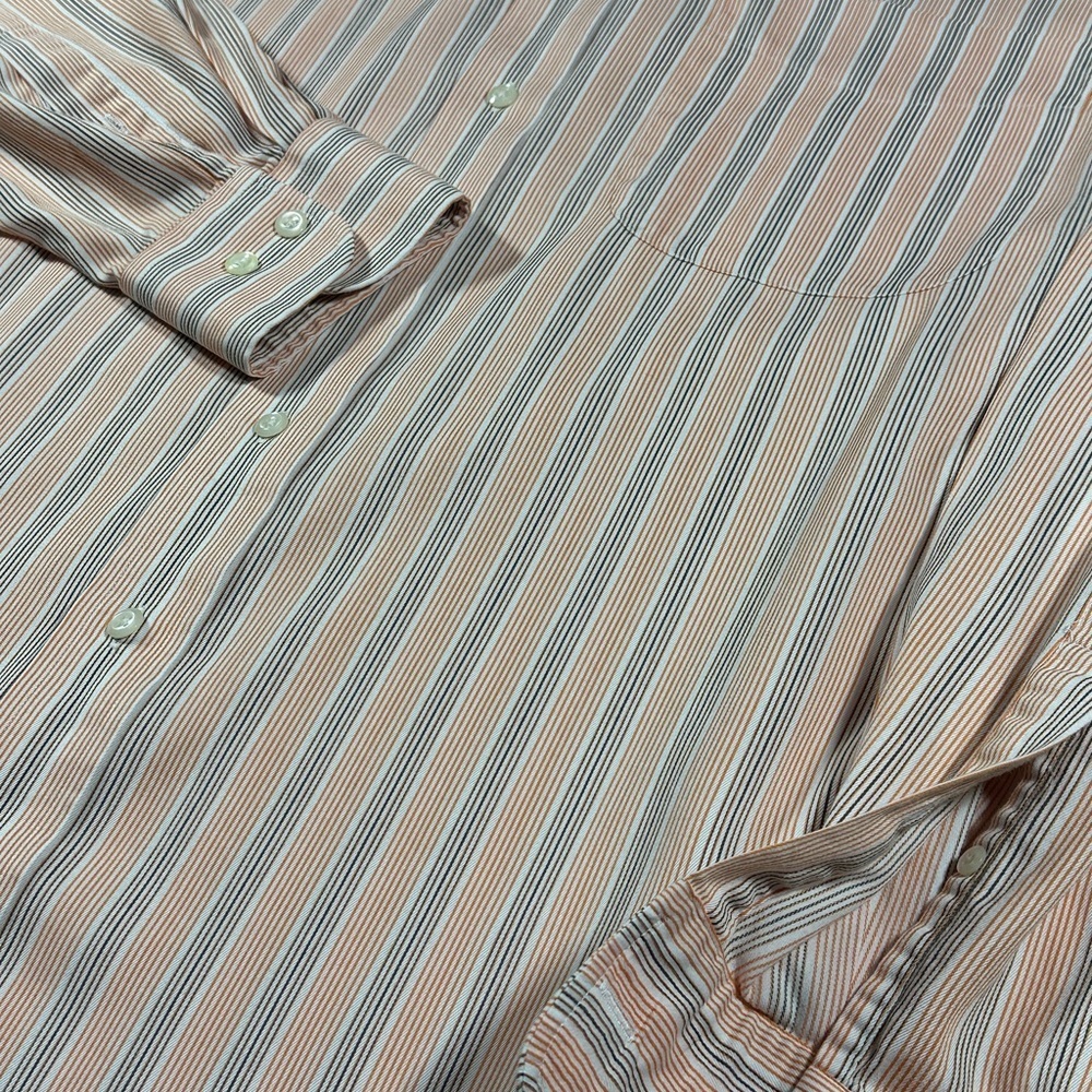 Men’s T Harris Of London Long Sleeve Shirt
Size Large​​ - Picture 3 of 8